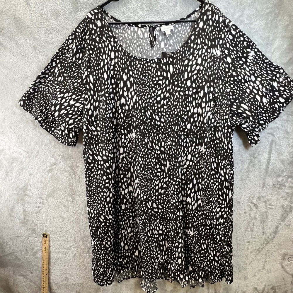 NWT Frill Tunic Top 14 Black White Animal Print Short Sleeve Pockets Flowy Boho‎